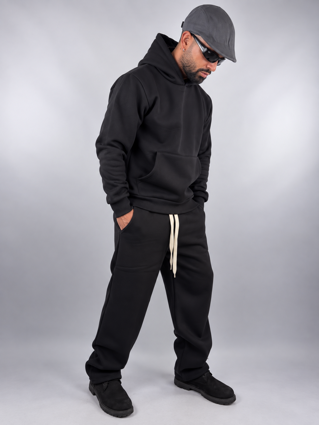 Tuta “Essential Relaxed” Black