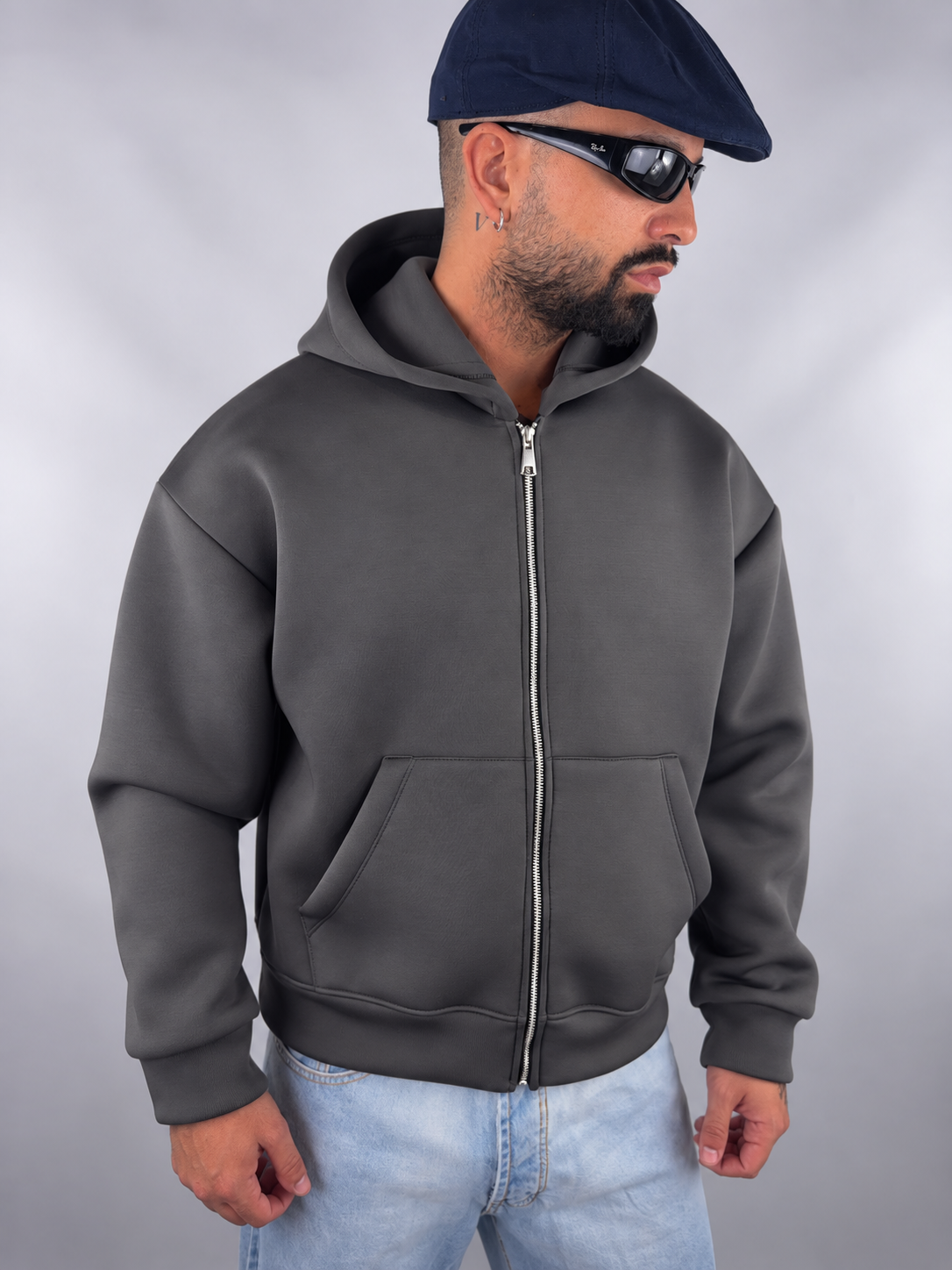 Felpa “Essential Zip” Dark Grey