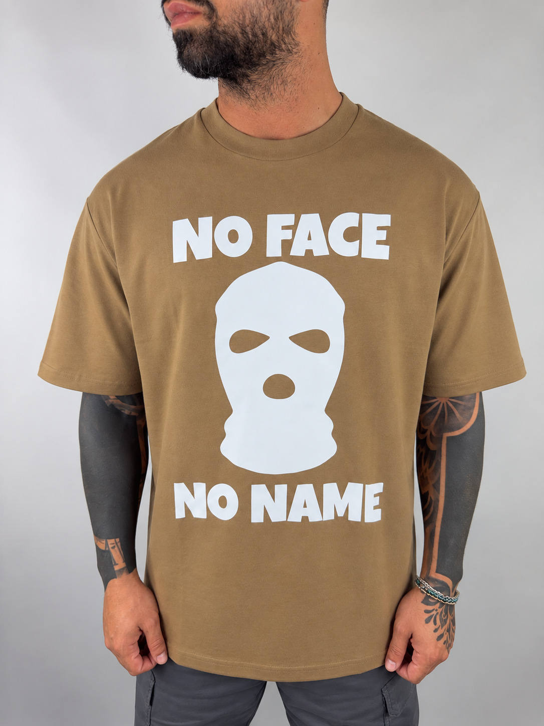 T-Shirt “No Face-No Name”